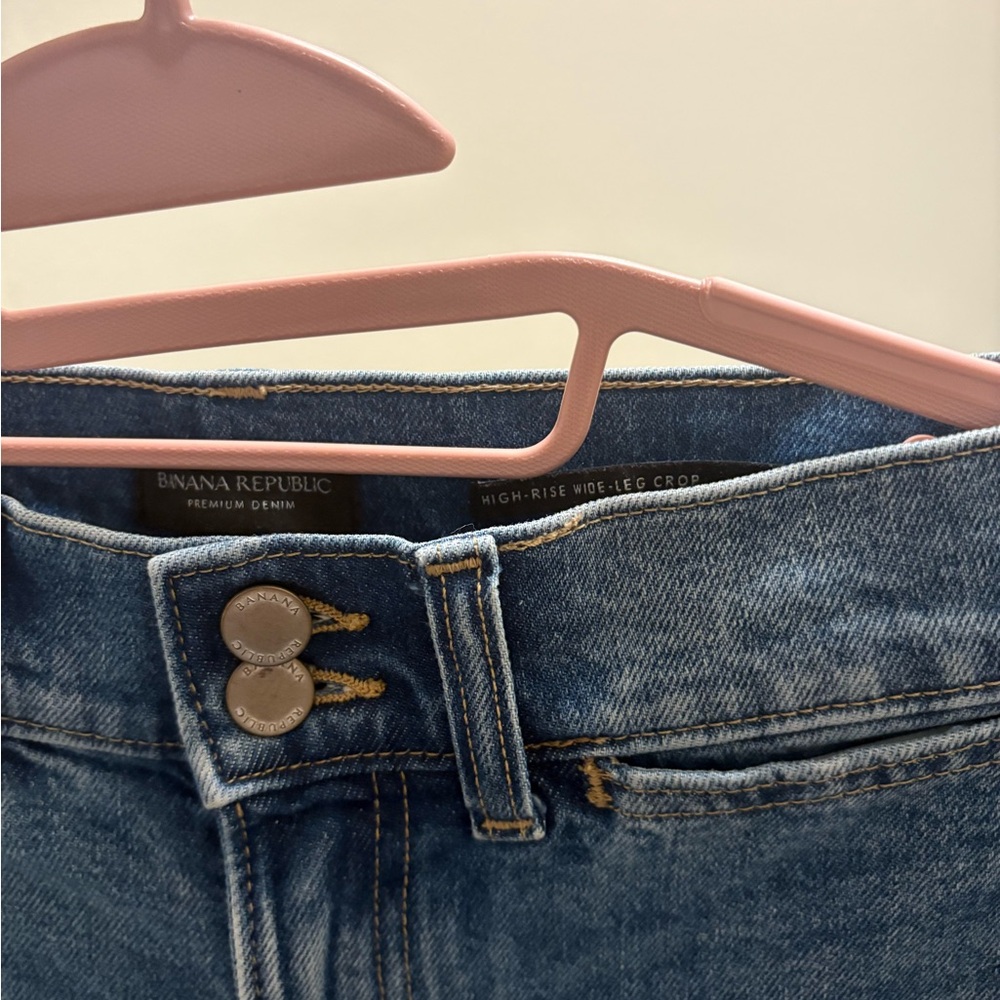 Banana Republic Cropped Blue Denim Jeans